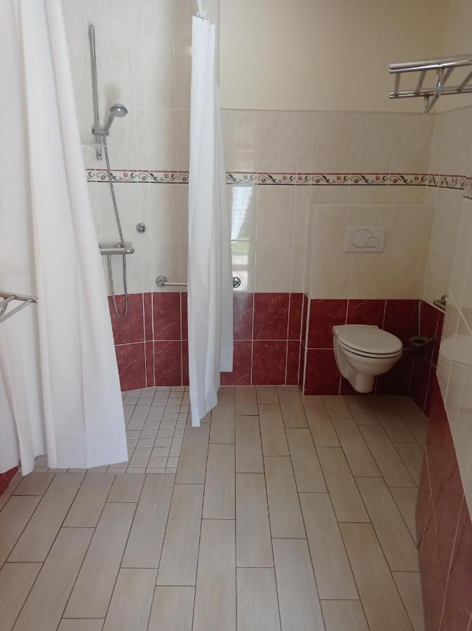 Chambres D'Hotes La Roche Saint-Hilaire-des-Landes Exteriör bild